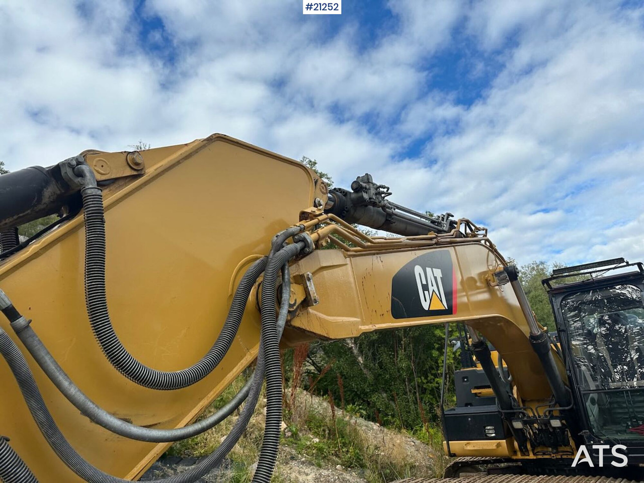 Excavadora de cadenas Caterpillar 323E: foto 13