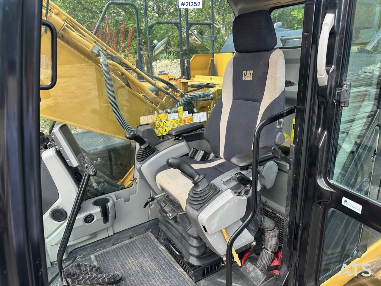 Excavadora de cadenas Caterpillar 323E: foto 34