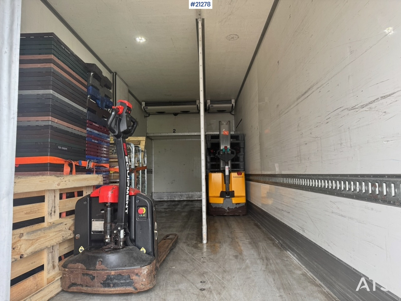 Camión caja cerrada DAF CF440 6x2 Skapbil m/ kjøl/frys aggregat. Euro 6: foto 21 Camión caja cerrada DAF CF440 6x2 Skapbil m/ kjøl/frys aggregat. Euro 6: foto 21