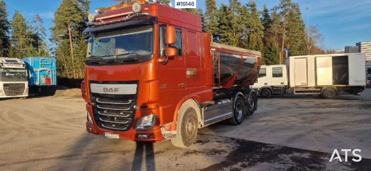 DAF XF510 - Construcción de carreteras: foto 4 DAF XF510 - Construcción de carreteras: foto 4