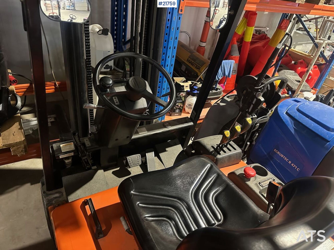 Daewoo B20T truck m/ 4,5 m løftehøyde - Semirremolque góndola rebajadas: foto 3 Daewoo B20T truck m/ 4,5 m løftehøyde - Semirremolque góndola rebajadas: foto 3