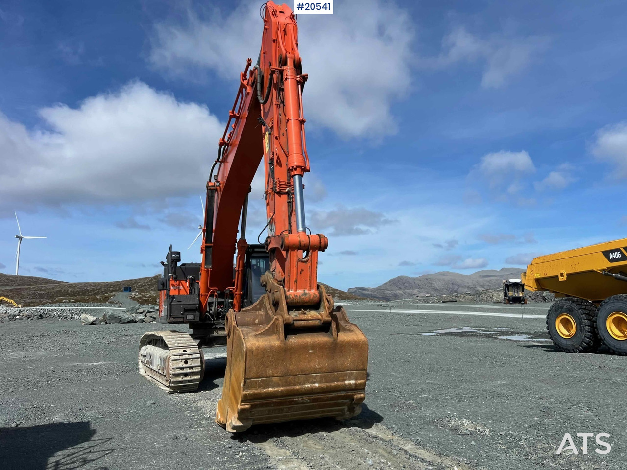 Excavadora Hitachi zx530LCH-6: foto 6