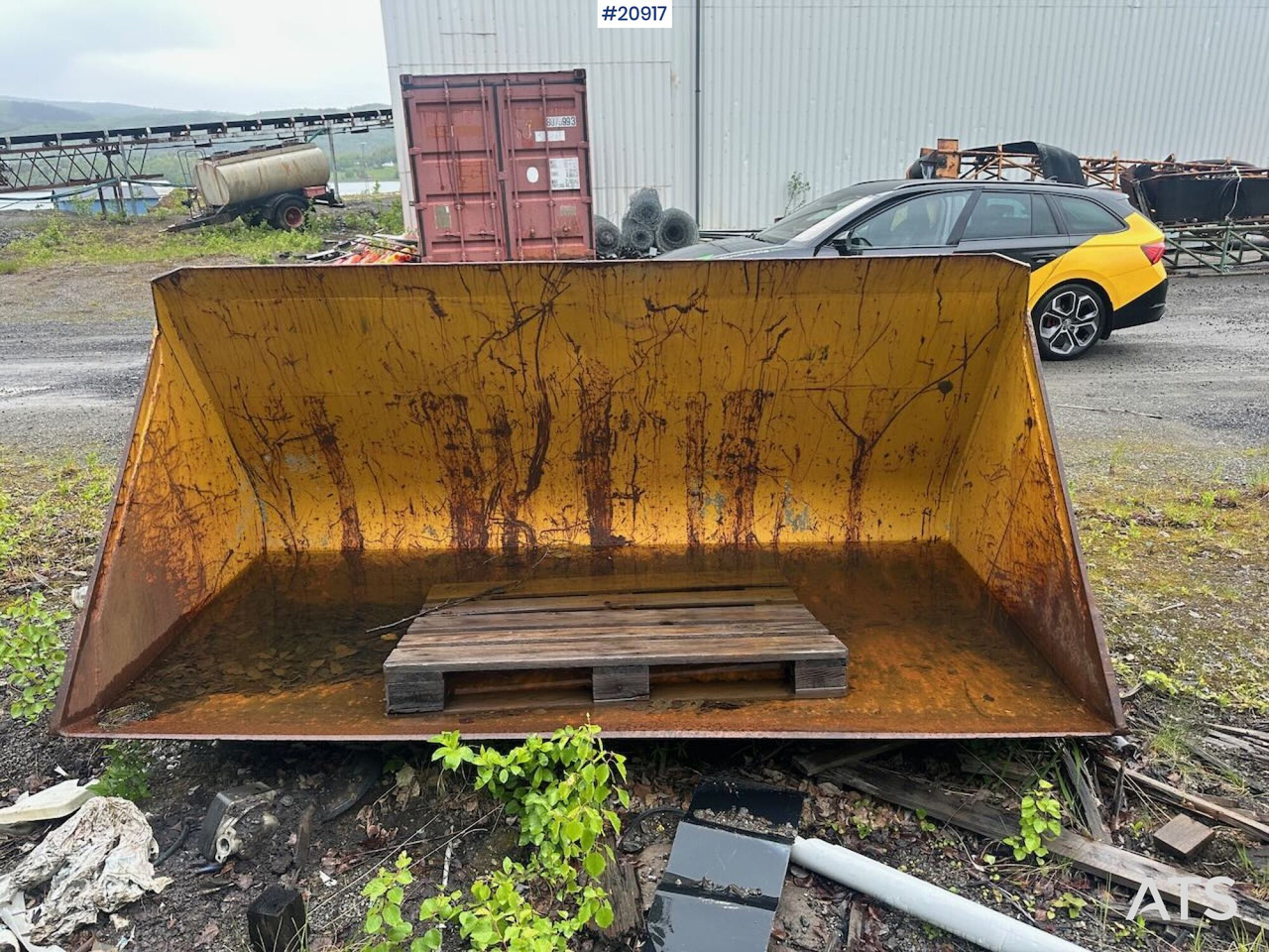 Hjullasterskuffe Har stått på en Hanomag 44C - Cazo cargador para Maquinaria de construcción: foto 2 Hjullasterskuffe Har stått på en Hanomag 44C - Cazo cargador para Maquinaria de construcción: foto 2