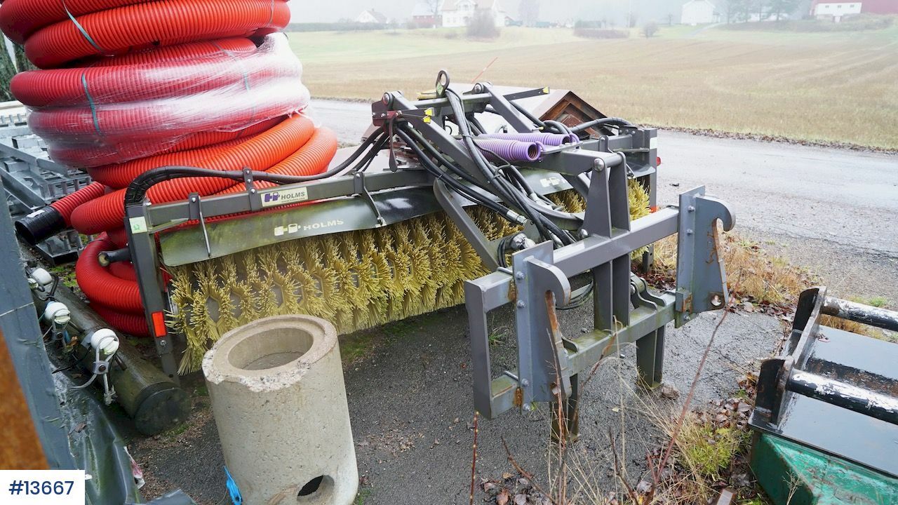 Holms SL 2.5 - Barredora cucharón para Maquinaria de construcción: foto 3 Holms SL 2.5 - Barredora cucharón para Maquinaria de construcción: foto 3