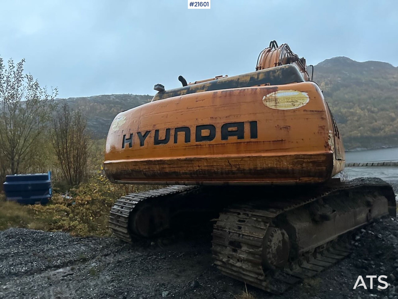 Hyundai 210LC- 3H gravemaskin m/ 5 skuffer. Byttet belter for 100 timer siden - Excavadora de cadenas: foto 4 Hyundai 210LC- 3H gravemaskin m/ 5 skuffer. Byttet belter for 100 timer siden - Excavadora de cadenas: foto 4