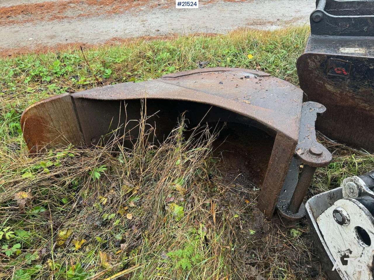 Excavadora de cadenas Kobelco SK140SRLC: foto 44 Excavadora de cadenas Kobelco SK140SRLC: foto 44