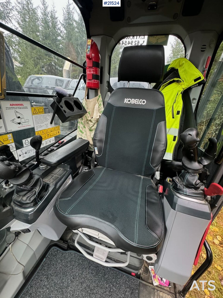 Excavadora de cadenas Kobelco SK140SRLC: foto 41 Excavadora de cadenas Kobelco SK140SRLC: foto 41