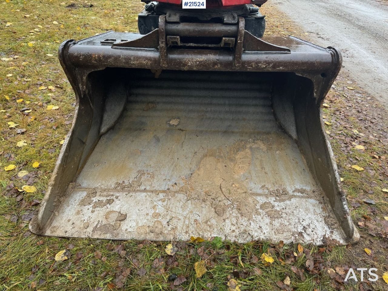 Excavadora de cadenas Kobelco SK140SRLC: foto 17 Excavadora de cadenas Kobelco SK140SRLC: foto 17