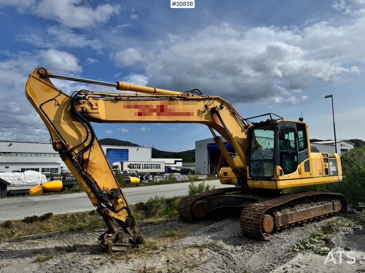 Komatsu PC240LC-8 - Excavadora de cadenas: foto 1 Komatsu PC240LC-8 - Excavadora de cadenas: foto 1