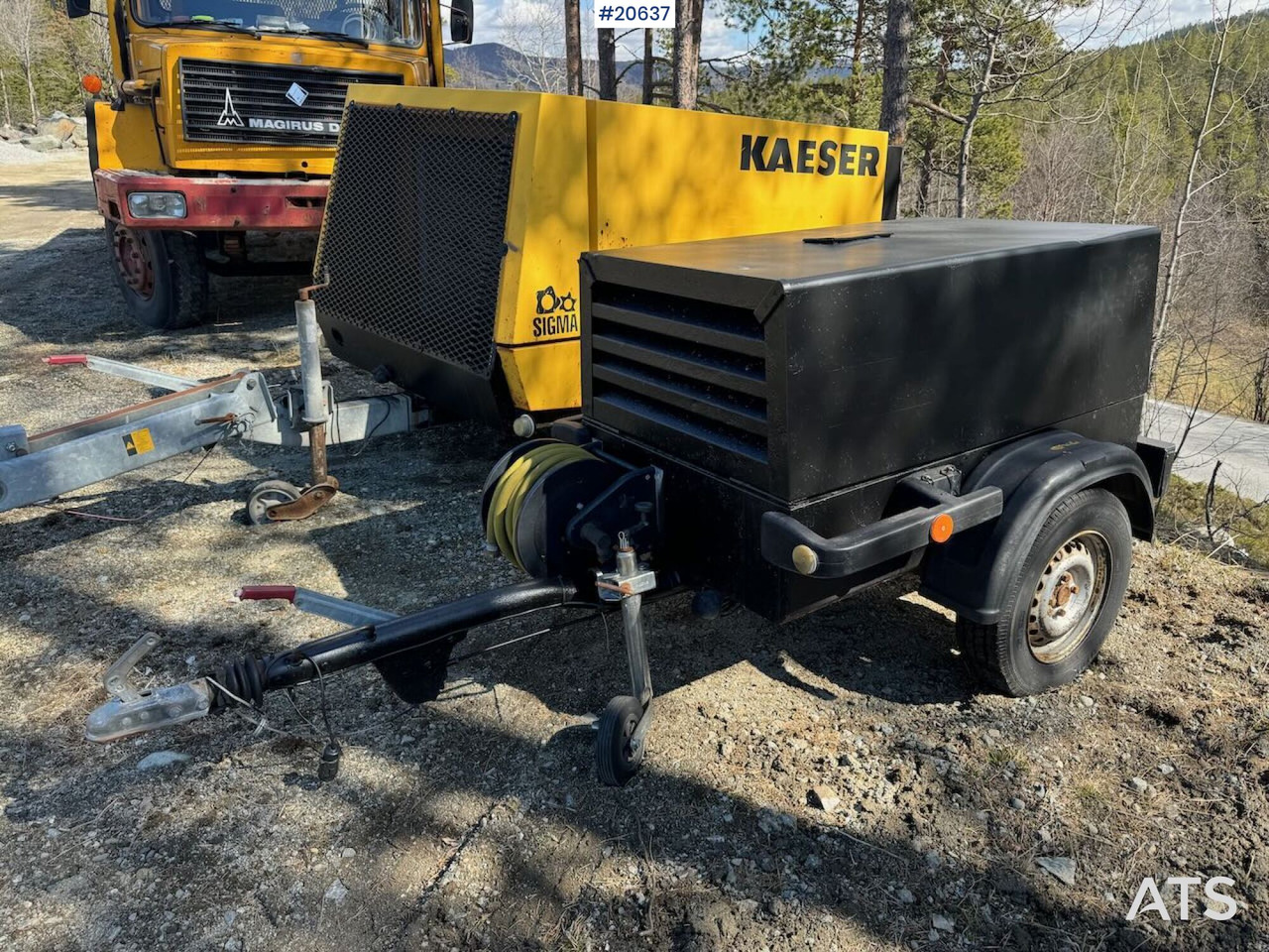 Atlas Copco XAS36YD - Maquinaria de construcción: foto 1 Atlas Copco XAS36YD - Maquinaria de construcción: foto 1