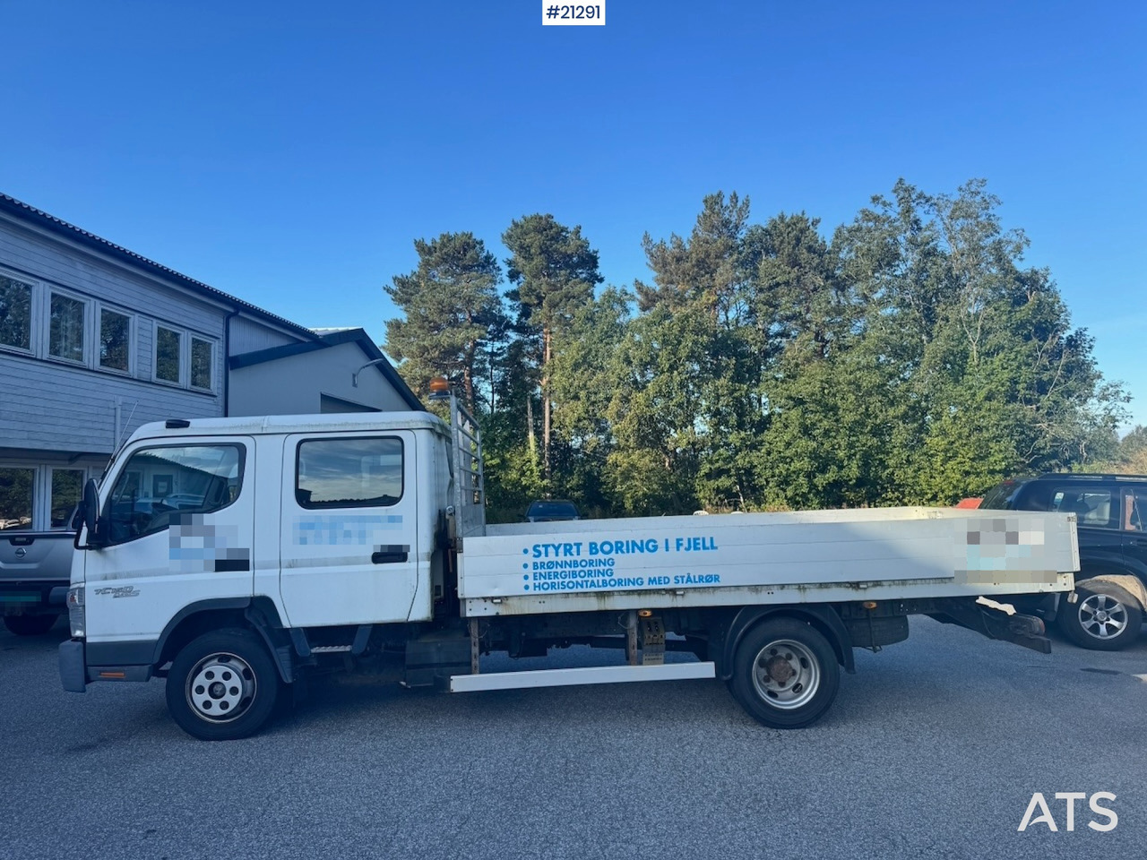 Mitsubishi Fuso Canter - Camión caja abierta: foto 3 Mitsubishi Fuso Canter - Camión caja abierta: foto 3