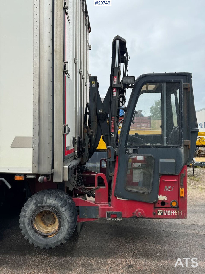 Moffett M4 25.4 - Carretilla elevadora transportable: foto 1 Moffett M4 25.4 - Carretilla elevadora transportable: foto 1