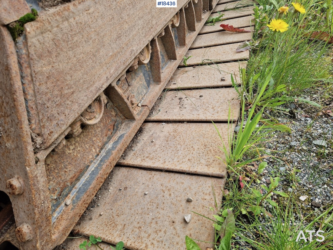 Bulldozer New Holland D150B: foto 11