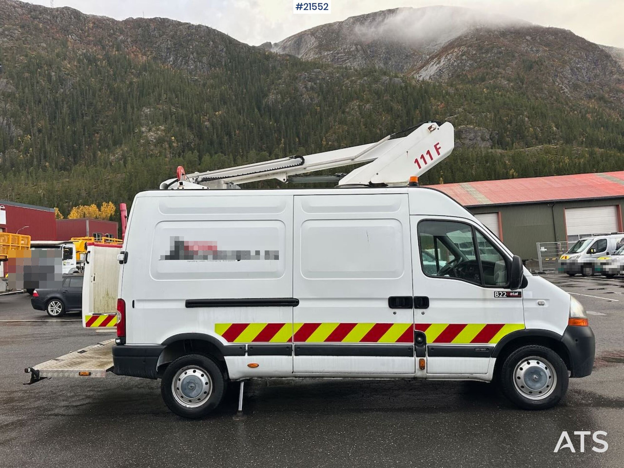 Renault Master - Camión con plataforma elevadora, Furgón: foto 5 Renault Master - Camión con plataforma elevadora, Furgón: foto 5