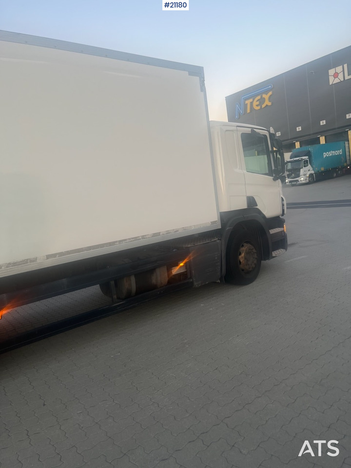 Camión caja cerrada Scania P250: foto 12 Camión caja cerrada Scania P250: foto 12