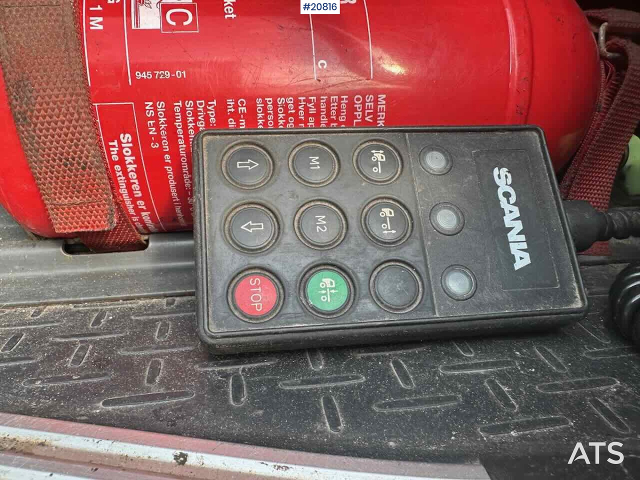 Camión caja cerrada Scania R480 3 akslet conatinerbil m/ lift: foto 26 Camión caja cerrada Scania R480 3 akslet conatinerbil m/ lift: foto 26