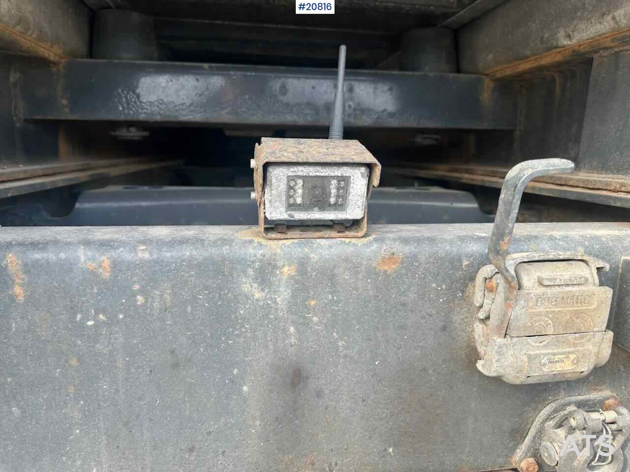 Camión caja cerrada Scania R480 3 akslet conatinerbil m/ lift: foto 34 Camión caja cerrada Scania R480 3 akslet conatinerbil m/ lift: foto 34