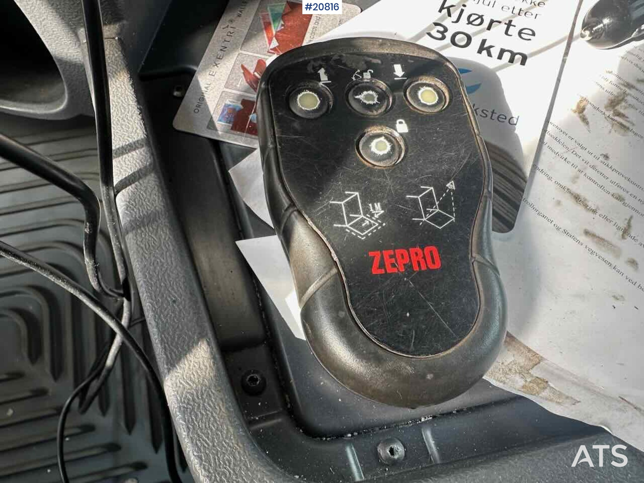 Camión caja cerrada Scania R480 3 akslet conatinerbil m/ lift: foto 31 Camión caja cerrada Scania R480 3 akslet conatinerbil m/ lift: foto 31