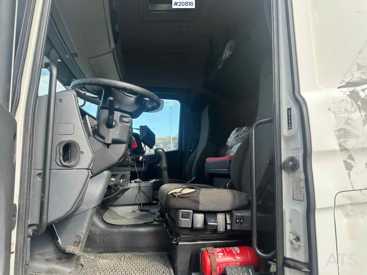 Camión caja cerrada Scania R480 3 akslet conatinerbil m/ lift: foto 12 Camión caja cerrada Scania R480 3 akslet conatinerbil m/ lift: foto 12