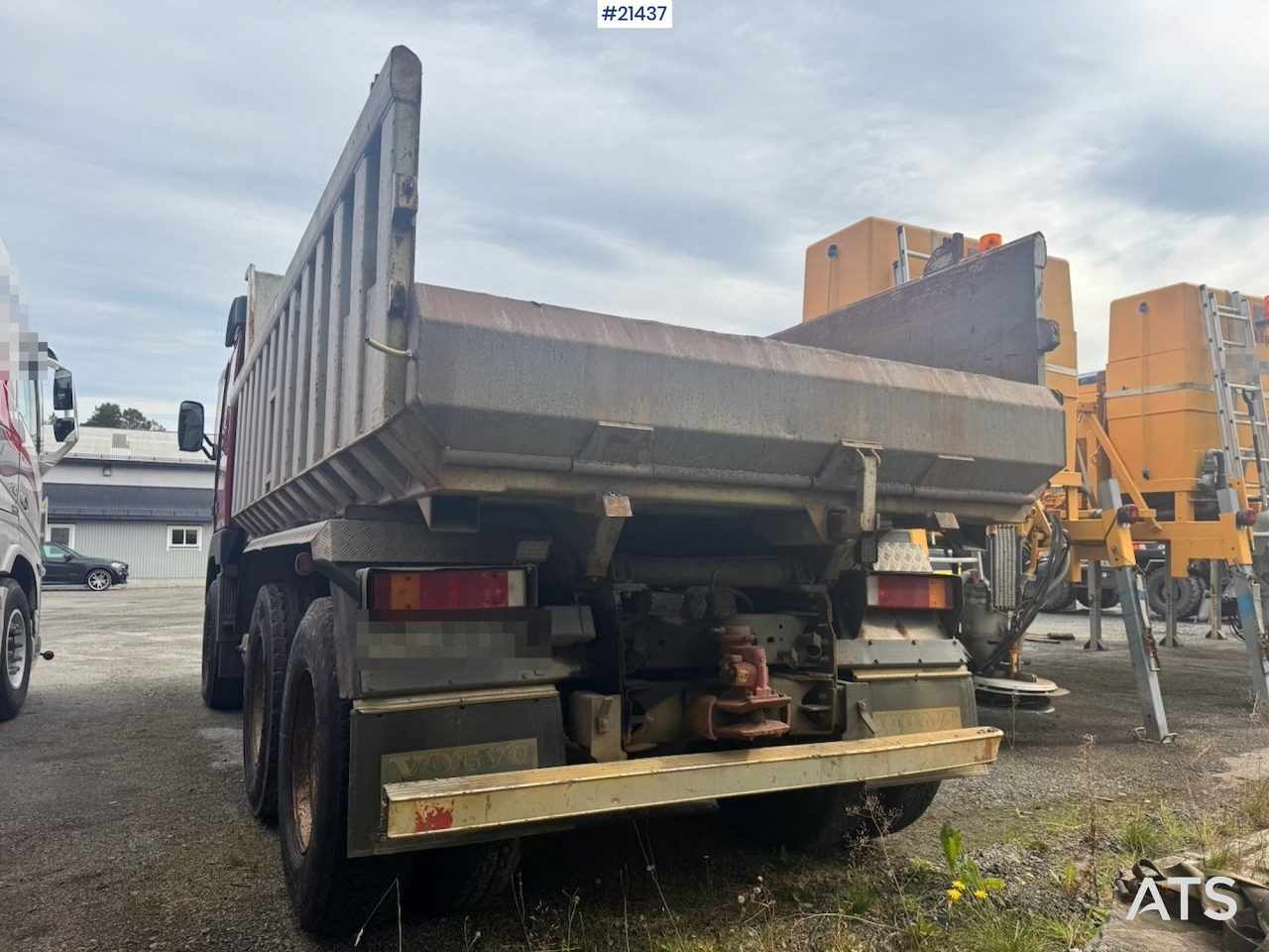 Volvo FH12 420 - Camión volquete: foto 4 Volvo FH12 420 - Camión volquete: foto 4