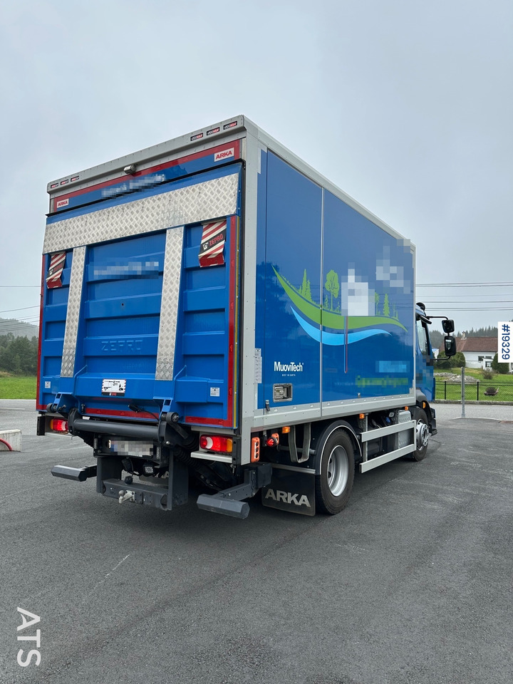 Volvo FL250 - Camión caja cerrada: foto 2 Volvo FL250 - Camión caja cerrada: foto 2
