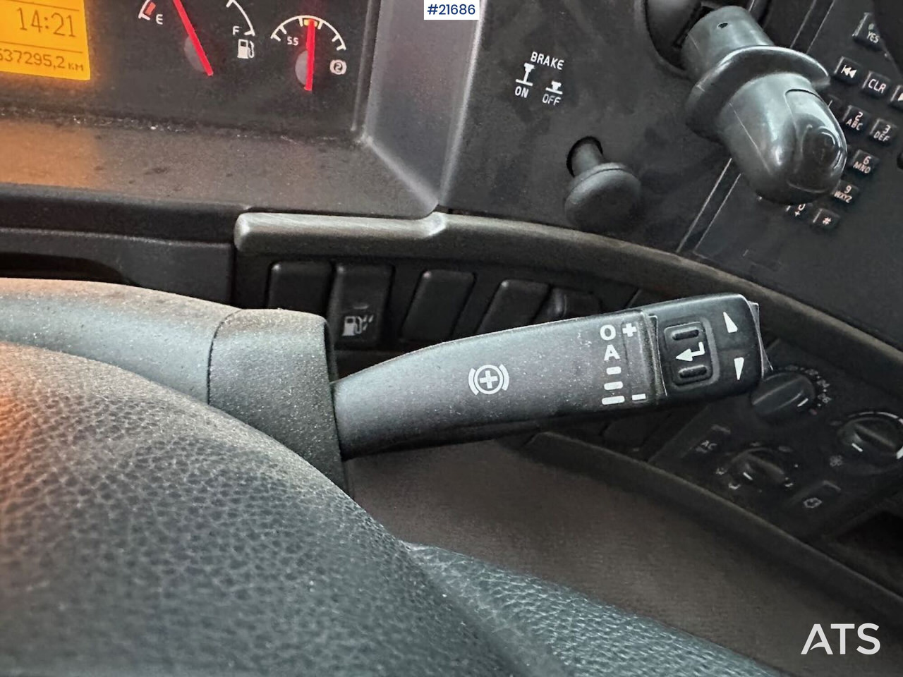 Camión grúa Volvo FM12 Globetrotter 6x4 kranbil m/ bak montert 18 t/m kran og vinsj. SE VIDEO: foto 47 Camión grúa Volvo FM12 Globetrotter 6x4 kranbil m/ bak montert 18 t/m kran og vinsj. SE VIDEO: foto 47