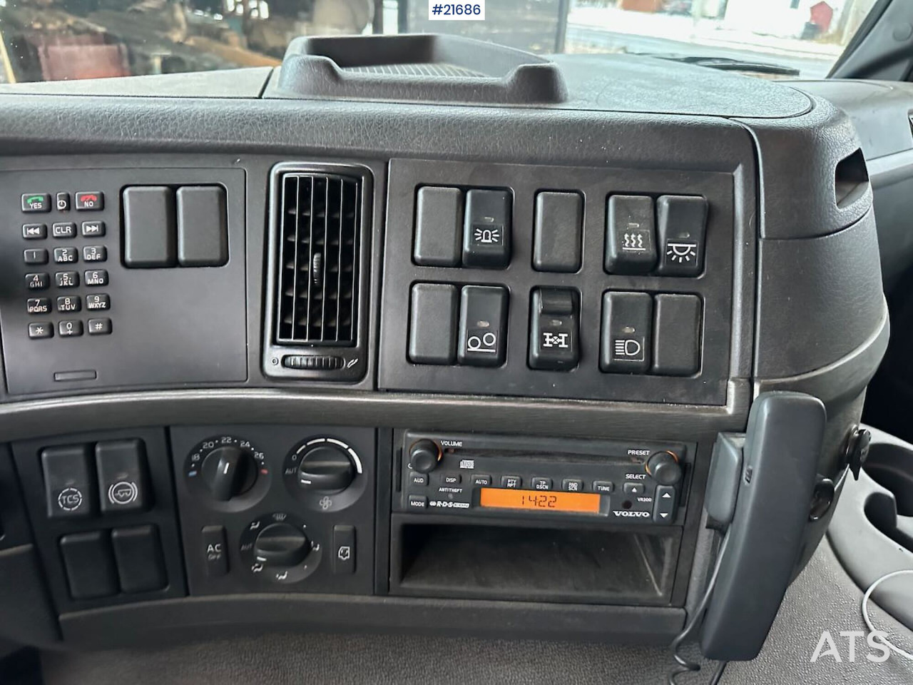 Camión grúa Volvo FM12 Globetrotter 6x4 kranbil m/ bak montert 18 t/m kran og vinsj. SE VIDEO: foto 49 Camión grúa Volvo FM12 Globetrotter 6x4 kranbil m/ bak montert 18 t/m kran og vinsj. SE VIDEO: foto 49