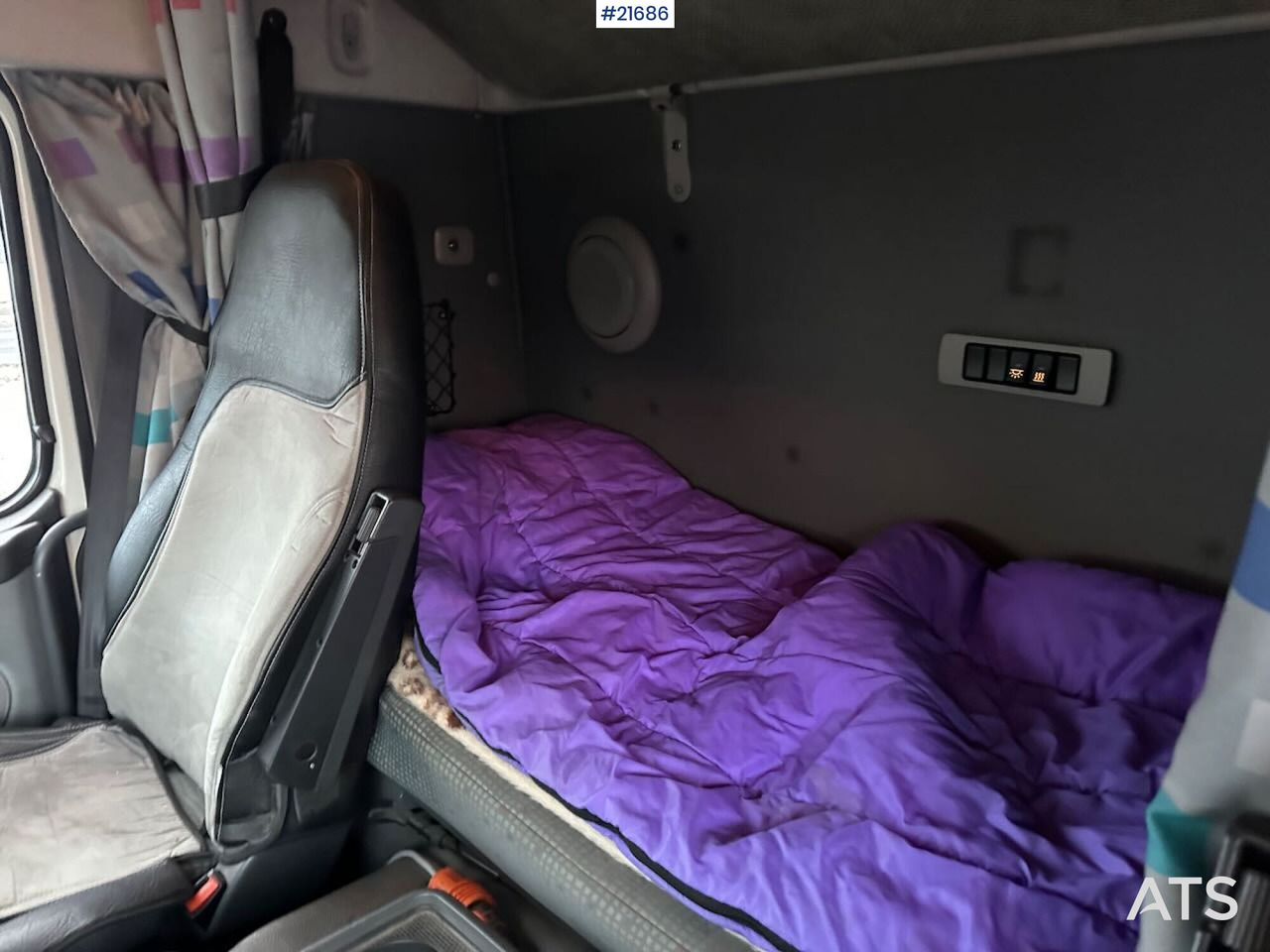 Camión grúa Volvo FM12 Globetrotter 6x4 kranbil m/ bak montert 18 t/m kran og vinsj. SE VIDEO: foto 40 Camión grúa Volvo FM12 Globetrotter 6x4 kranbil m/ bak montert 18 t/m kran og vinsj. SE VIDEO: foto 40