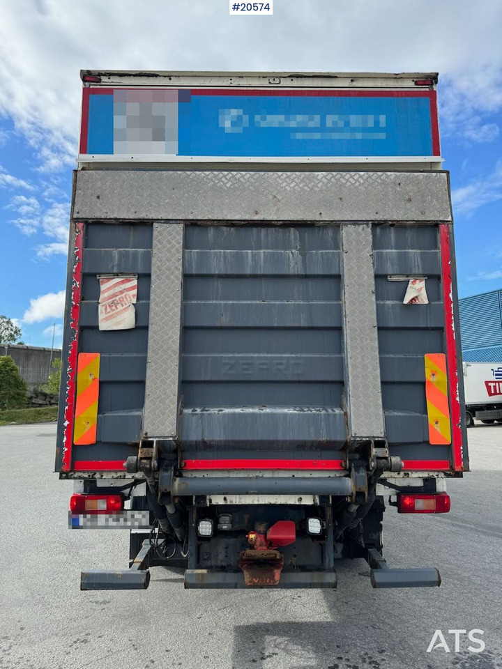 Volvo Fh540 6x2 skapbil m/ full sideåpning og lift - Camión caja cerrada: foto 4 Volvo Fh540 6x2 skapbil m/ full sideåpning og lift - Camión caja cerrada: foto 4