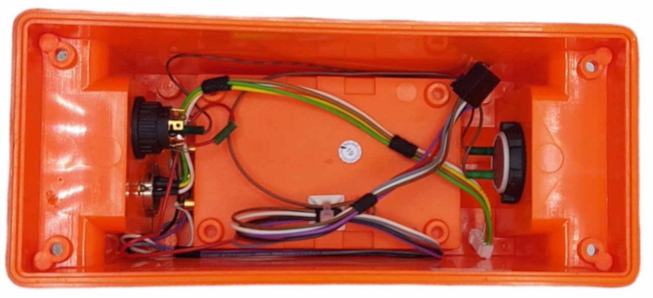 Transmitter housing lower with emergency stop and HBC Linus 4 - Sistema eléctrico para Grúa para camión: foto 5 Transmitter housing lower with emergency stop and HBC Linus 4 - Sistema eléctrico para Grúa para camión: foto 5