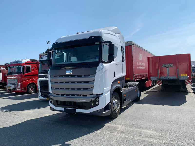 BMC Tughra 1846 Elegance 460PK Euro 6 powered by Iveco - Cabeza tractora: foto 1 BMC Tughra 1846 Elegance 460PK Euro 6 powered by Iveco - Cabeza tractora: foto 1