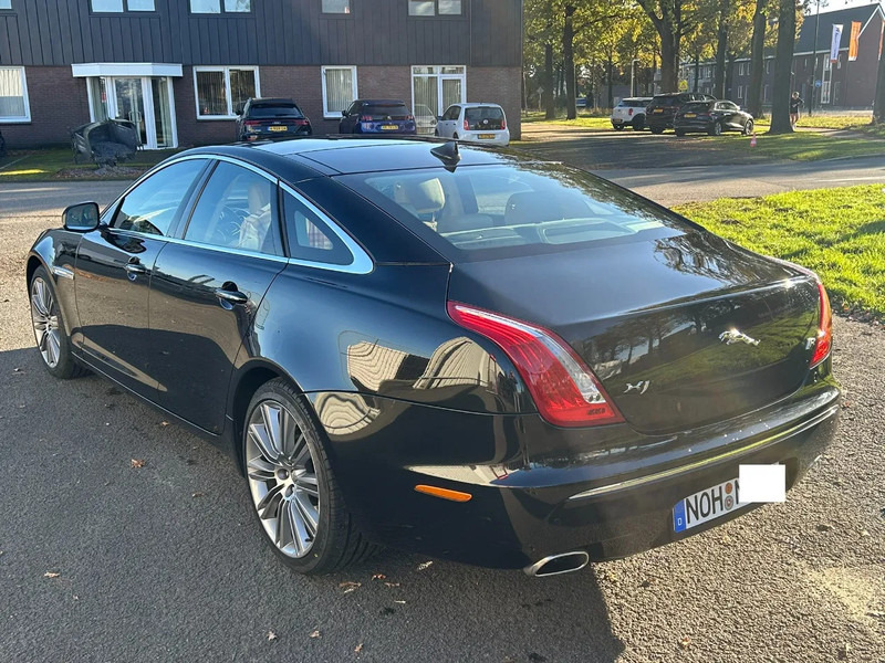 Jaguar XJ 3.0 V6D 275 PK /AUTOM / PANO DAK / VOL LEDER / MERIDAN / EXPORT PRICE - Coche: foto 5 Jaguar XJ 3.0 V6D 275 PK /AUTOM / PANO DAK / VOL LEDER / MERIDAN / EXPORT PRICE - Coche: foto 5