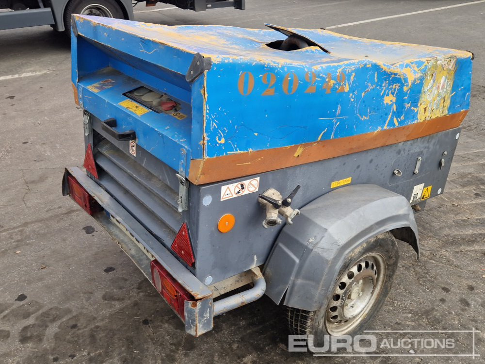 2011 Atlas Copco XAS47KD 92CFM - Compresor de aire: foto 3 2011 Atlas Copco XAS47KD 92CFM - Compresor de aire: foto 3