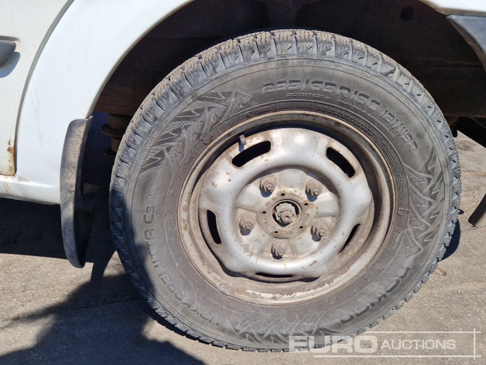 Furgoneta caja abierta 2012 Ford Transit Tourneo: foto 9