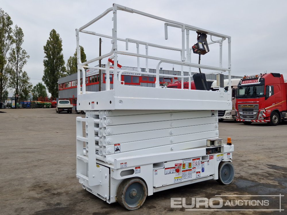 2013 Haulotte Compact 14 - Plataforma elevadora: foto 4 2013 Haulotte Compact 14 - Plataforma elevadora: foto 4