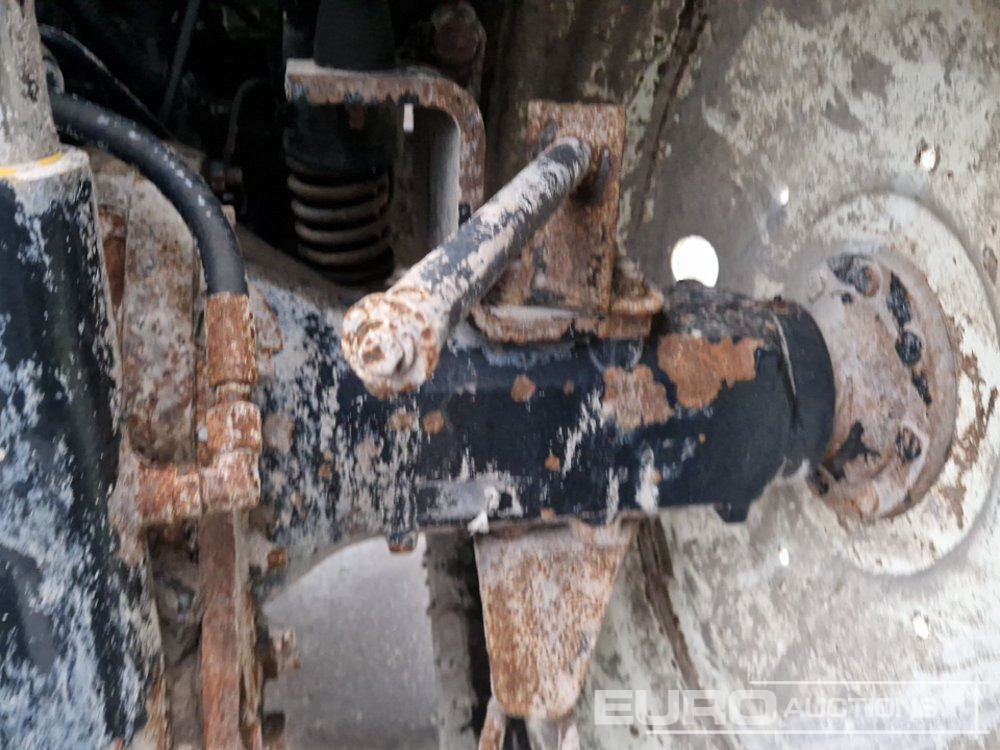 Tractor 2013 New Holland T6030: foto 29 Tractor 2013 New Holland T6030: foto 29