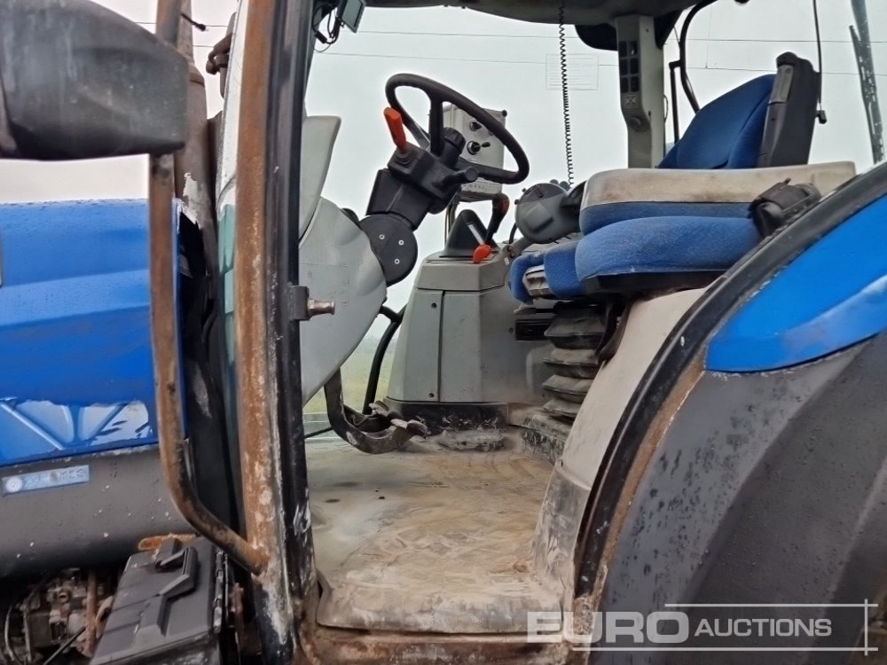 Tractor 2013 New Holland T6030: foto 39 Tractor 2013 New Holland T6030: foto 39