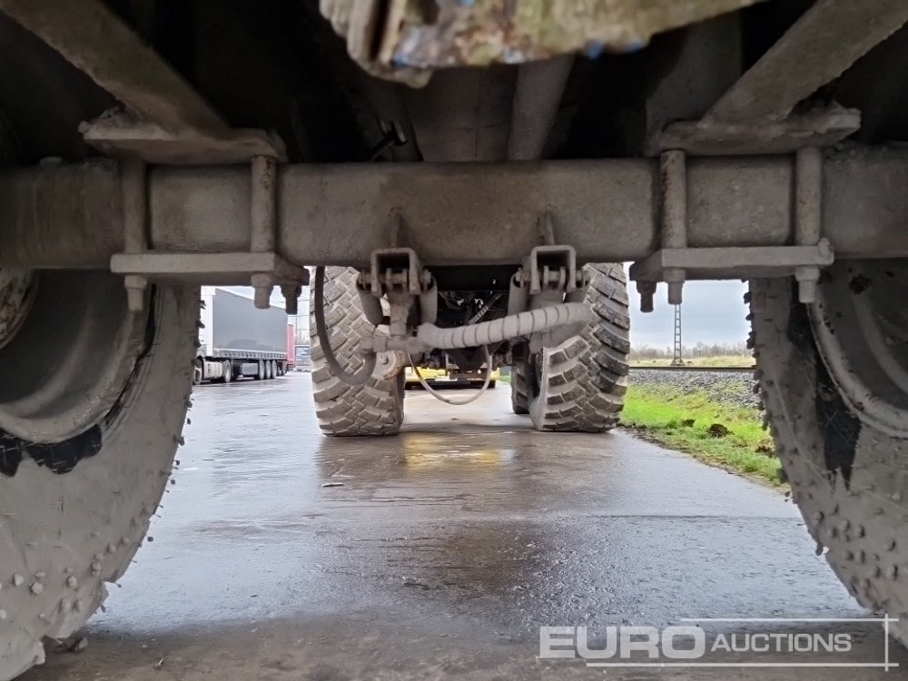 Tractor 2013 New Holland T6030: foto 10 Tractor 2013 New Holland T6030: foto 10