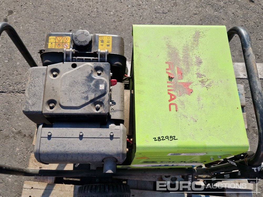 2014 Pramac P6000 - Generador industriale: foto 5 2014 Pramac P6000 - Generador industriale: foto 5