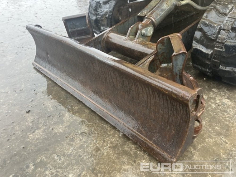 2015 Komatsu PC18MR-3 - Miniexcavadora: foto 5 2015 Komatsu PC18MR-3 - Miniexcavadora: foto 5