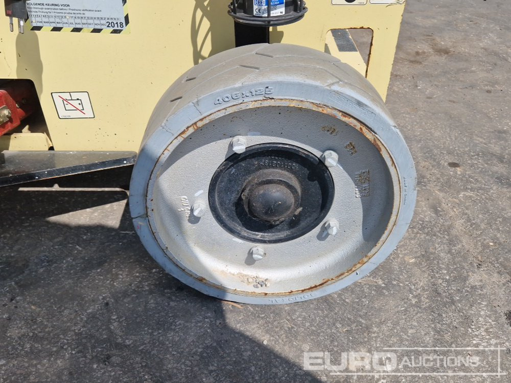 Plataforma elevadora 2016 JLG 3246 ES: foto 7