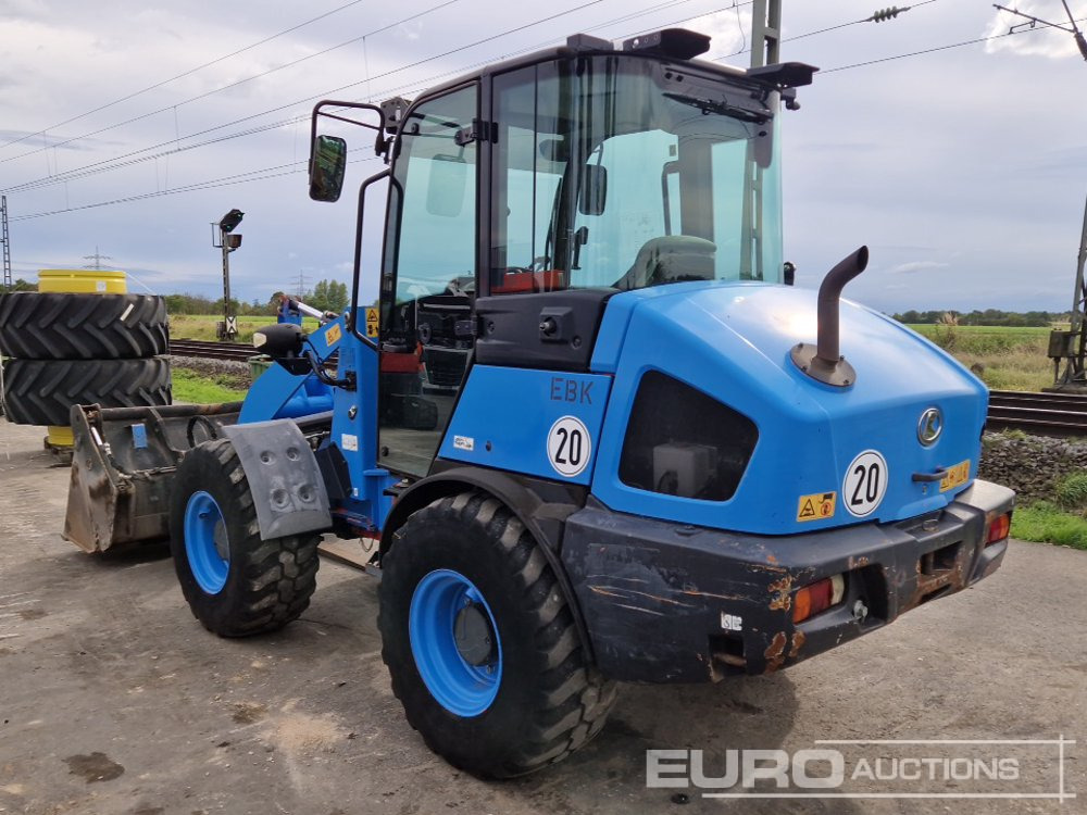 2016 Kubota R065 - Cargadora de ruedas: foto 3 2016 Kubota R065 - Cargadora de ruedas: foto 3