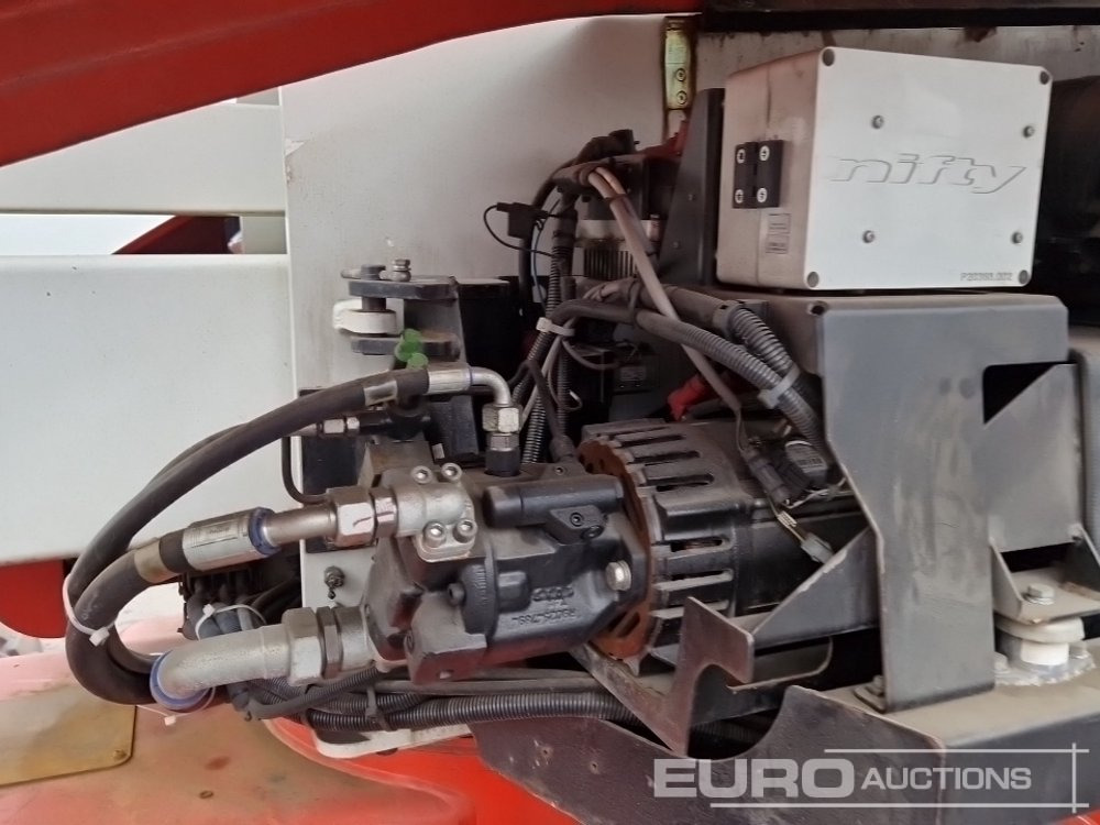 Plataforma elevadora 2016 Niftylift HR28 Hybrid: foto 28