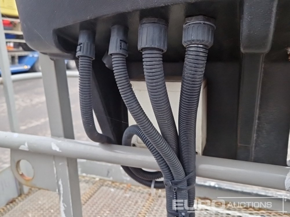 Plataforma elevadora 2016 Niftylift HR28 Hybrid: foto 17