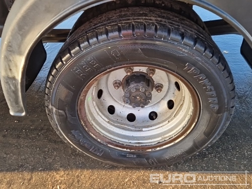 Furgoneta basculante 2017 Nissan NT400: foto 11 Furgoneta basculante 2017 Nissan NT400: foto 11