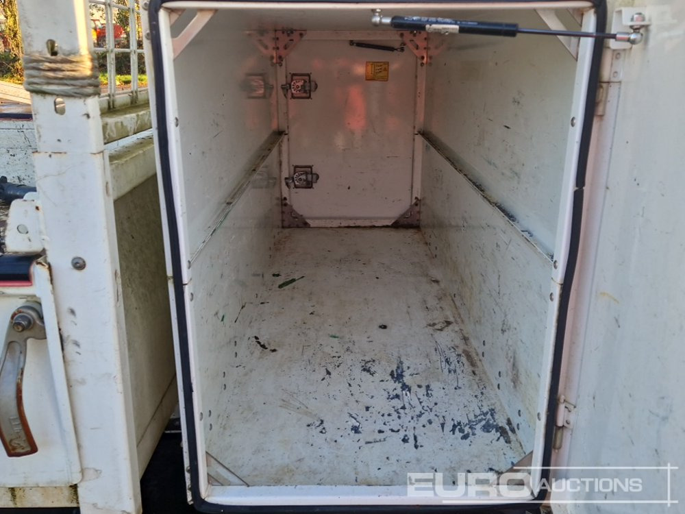 Furgoneta basculante 2017 Nissan NT400: foto 21 Furgoneta basculante 2017 Nissan NT400: foto 21