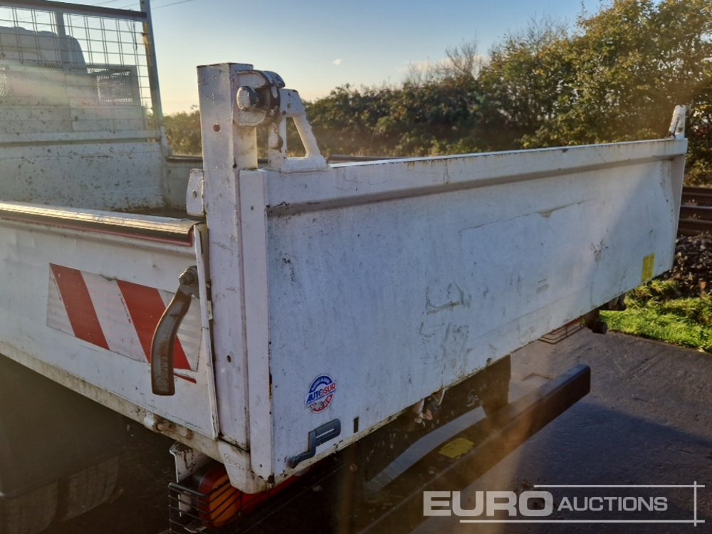 Furgoneta basculante 2017 Nissan NT400: foto 14 Furgoneta basculante 2017 Nissan NT400: foto 14