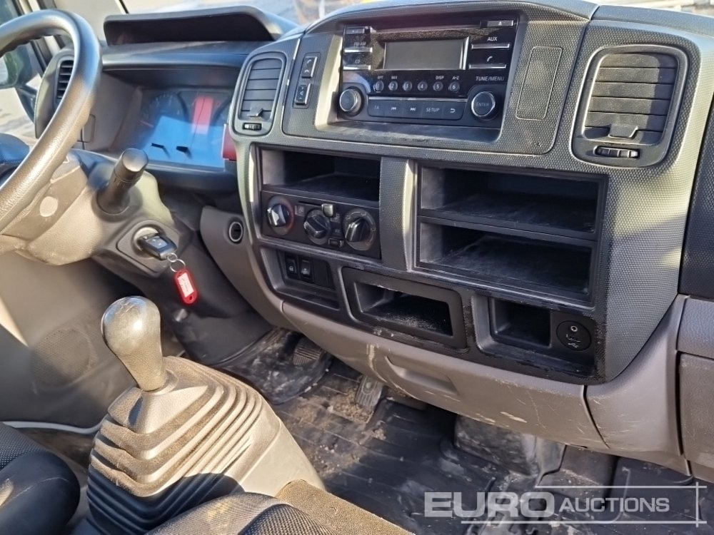 Furgoneta basculante 2019 Nissan NT400: foto 28