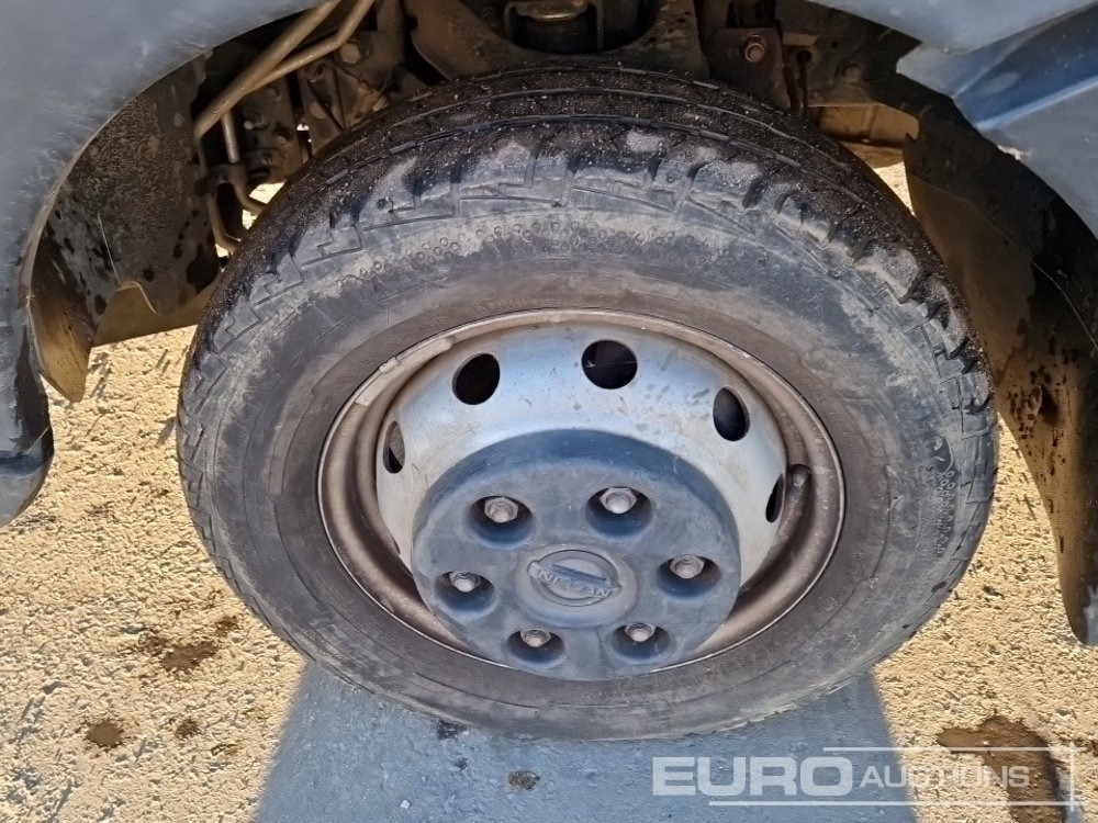 Furgoneta basculante 2019 Nissan NT400: foto 10