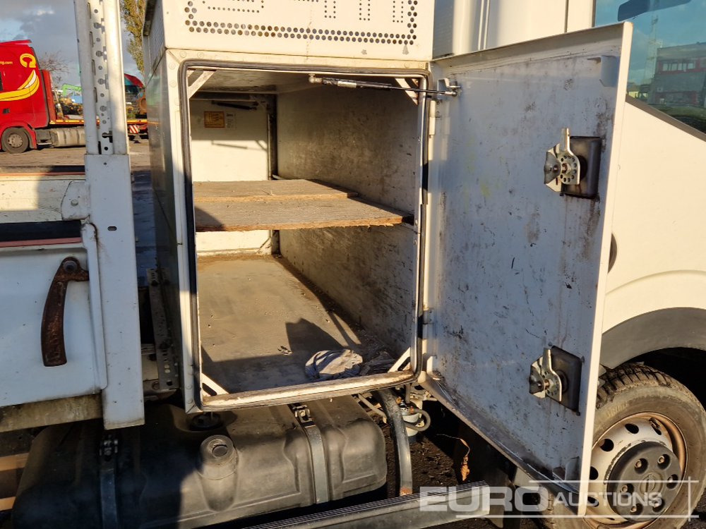 Furgoneta basculante 2019 Nissan NT400: foto 21